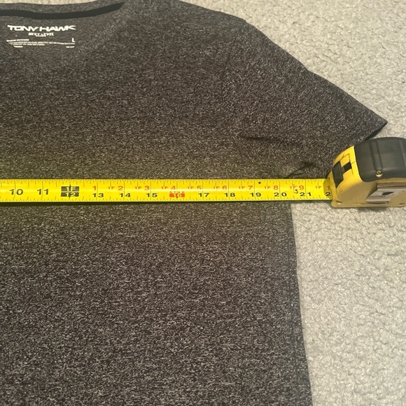 TONY HAWK Men's Next Level Series V-Neck T-Shirt Short Sleeve L Gray Performance - Picture 4 of 6
